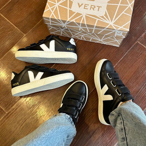 Tênis Velcro Preto e Branco Premium