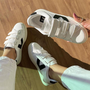Tênis Velcro Branco e Preto Premium