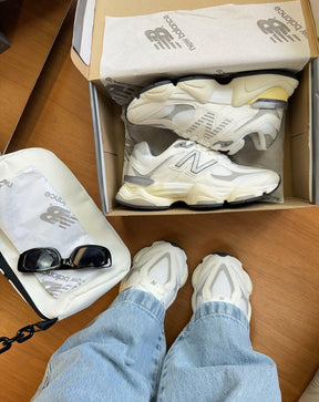 Tênis New Balance 9060 Sea Salt Branco Couro Legítimo