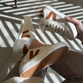 Tênis Cadarço Caramelo Off White Premium