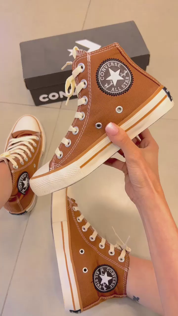 Tênis All Star Cano Alto Caramelo Lona