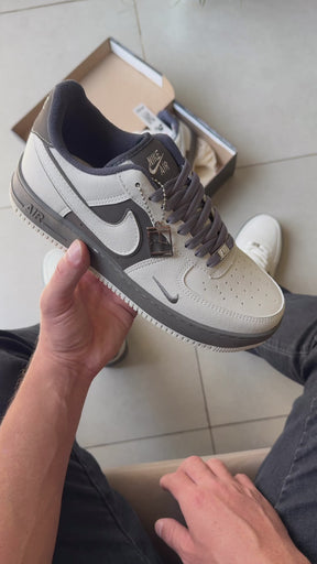 Tênis Nike Air Force Nubuck Grafite Masculino